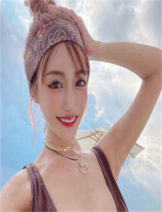 《中文字幕精品久久久久人妻红杏1》